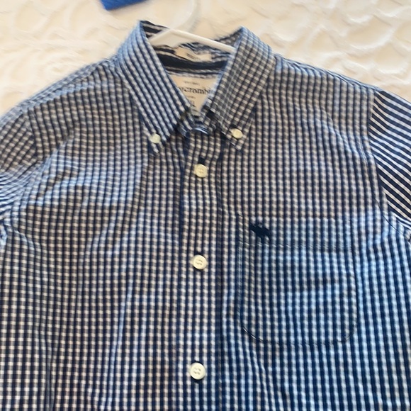 New Abercrombie button down (Kids XL) - Picture 3 of 4